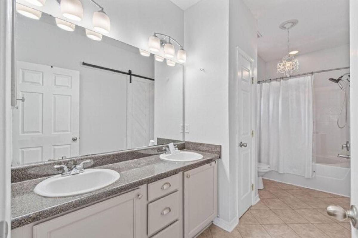 Picture of Home For Sale in Gulf Breeze, Florida, United States