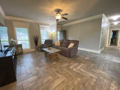 Home For Sale in Greenbrier, Arkansas