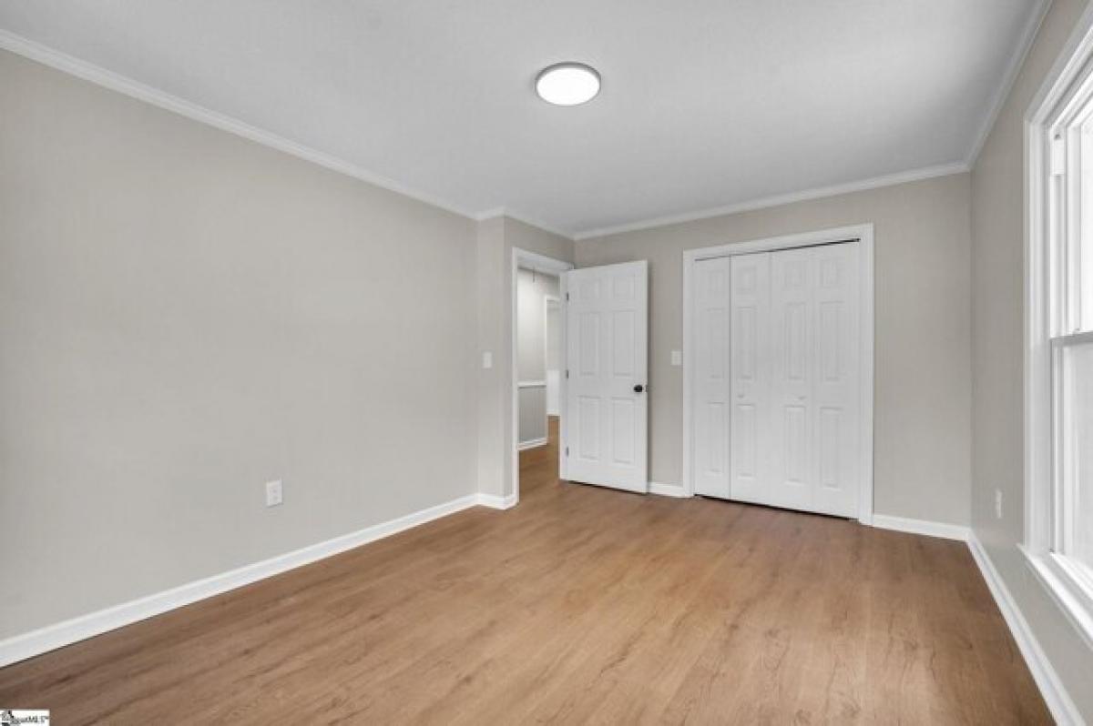 Picture of Home For Sale in Anderson, South Carolina, United States