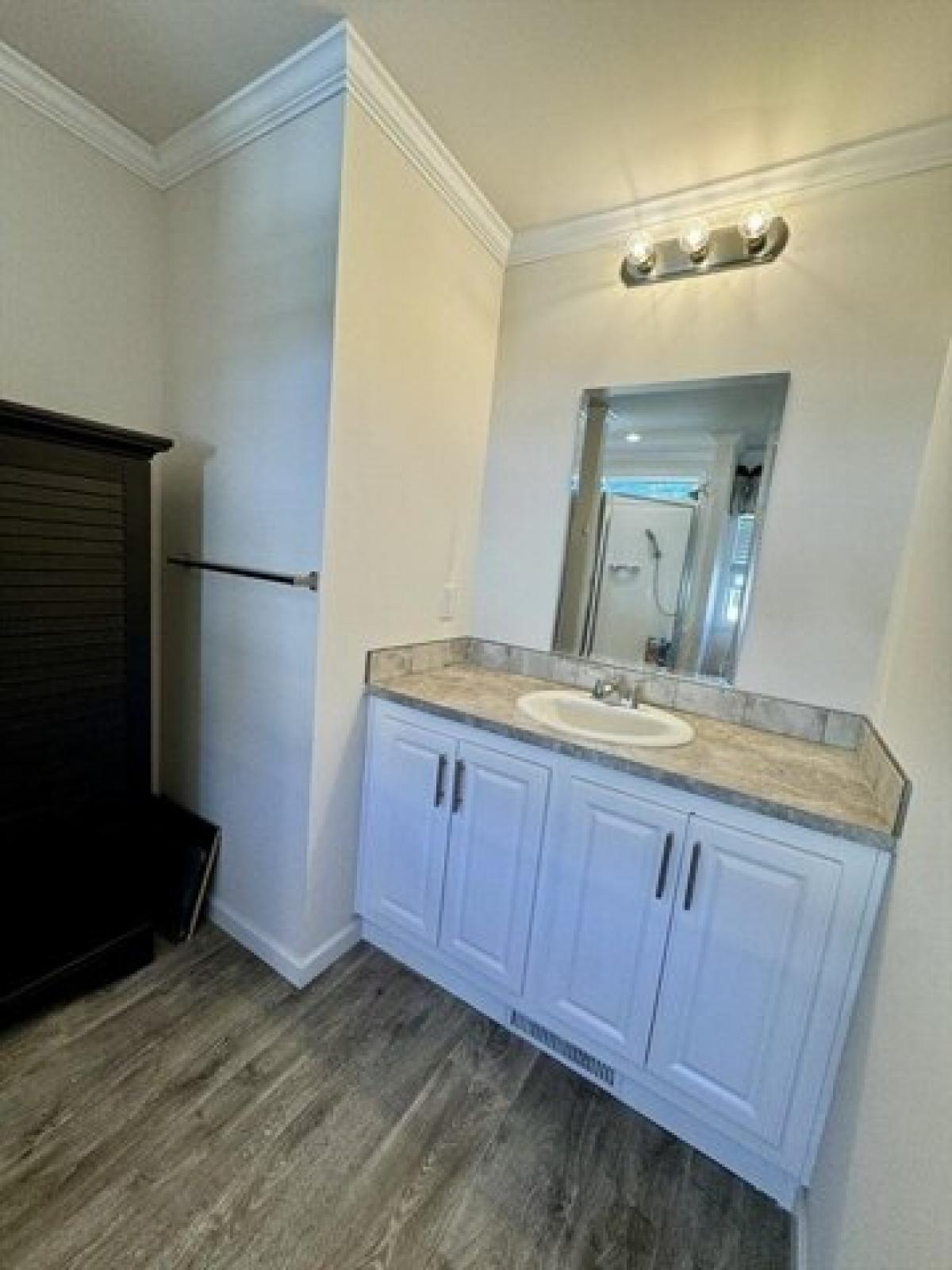 Picture of Home For Sale in Plainville, Massachusetts, United States