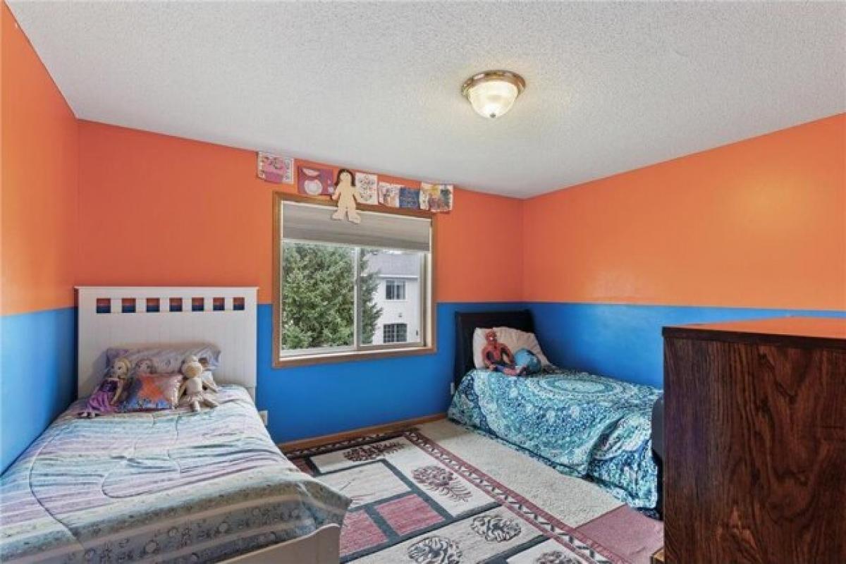 Picture of Home For Sale in Shakopee, Minnesota, United States