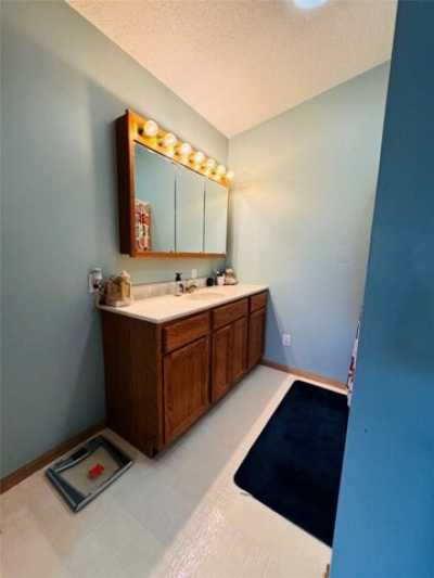 Home For Sale in Knoxville, Iowa