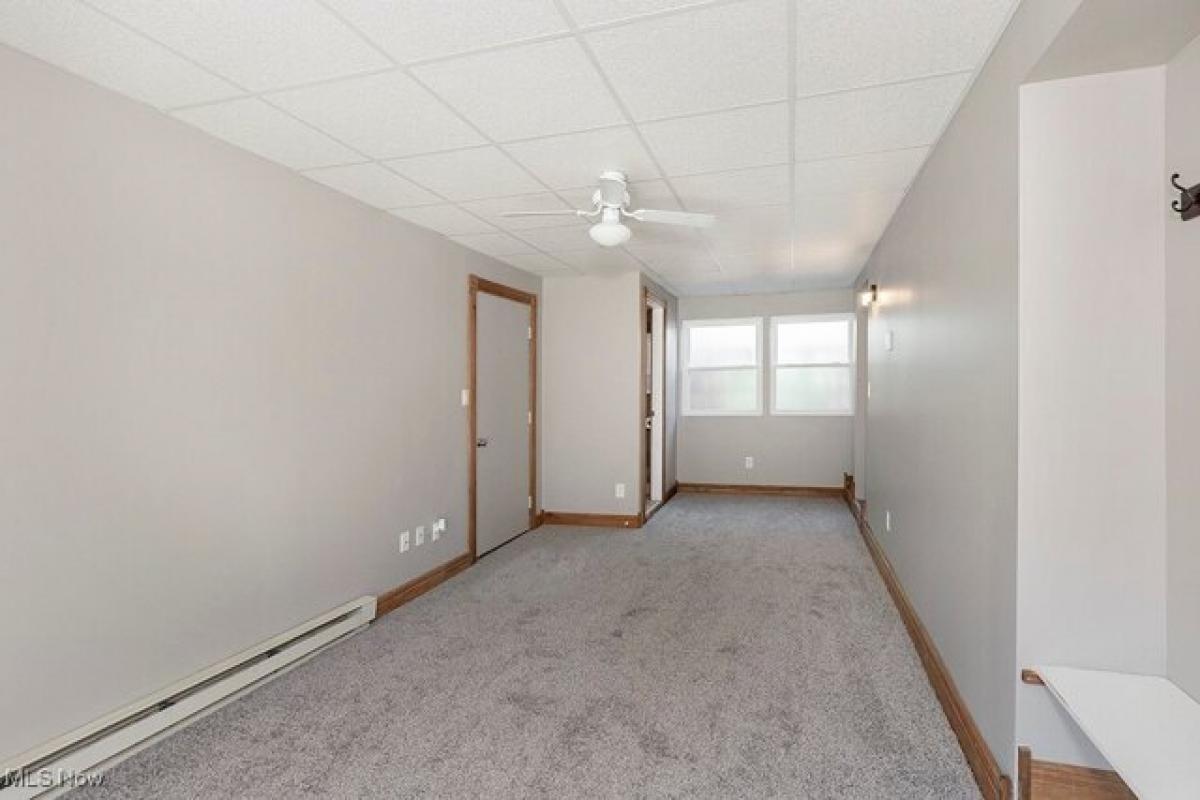 Picture of Home For Sale in Eastlake, Ohio, United States