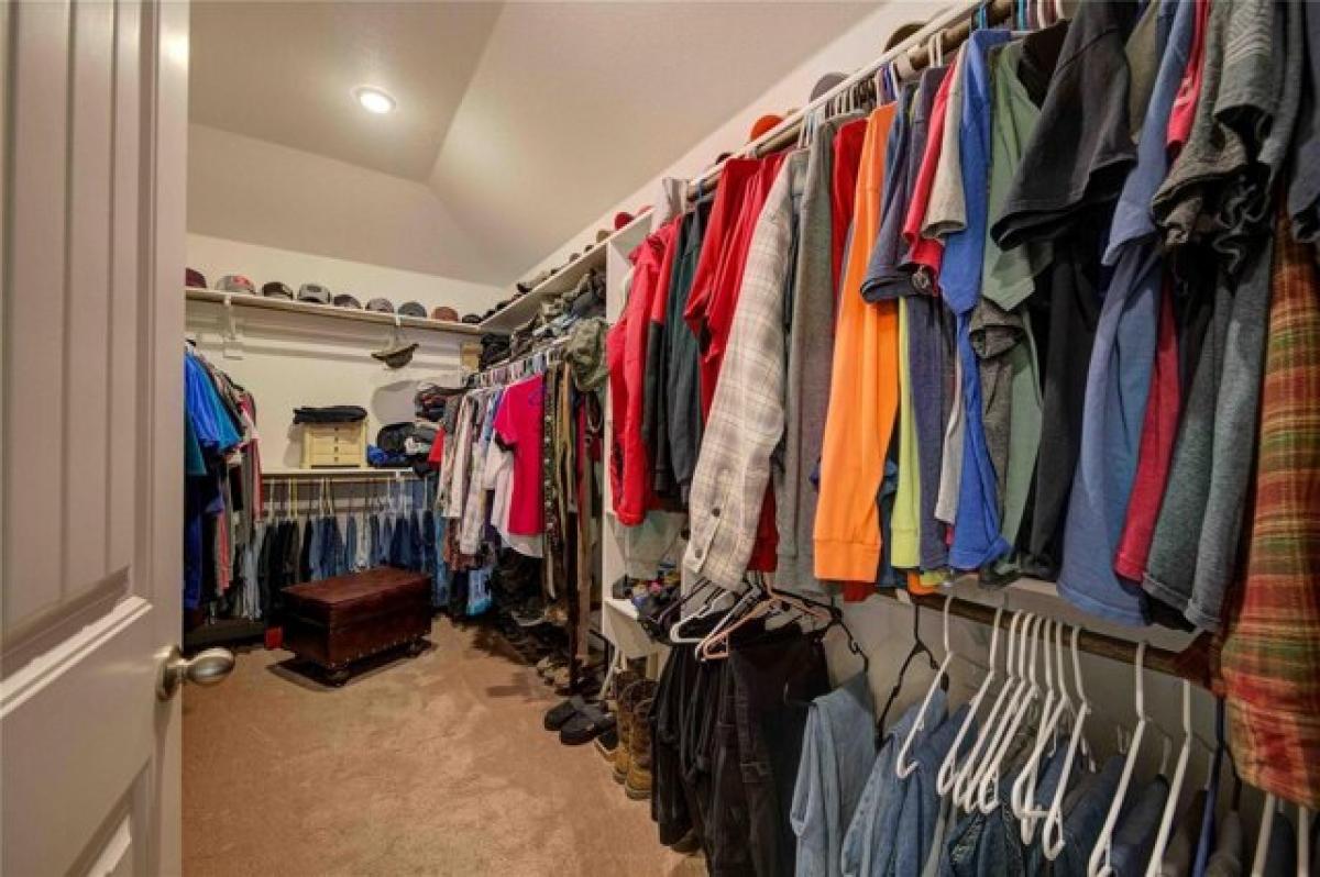 Picture of Home For Sale in Springtown, Texas, United States