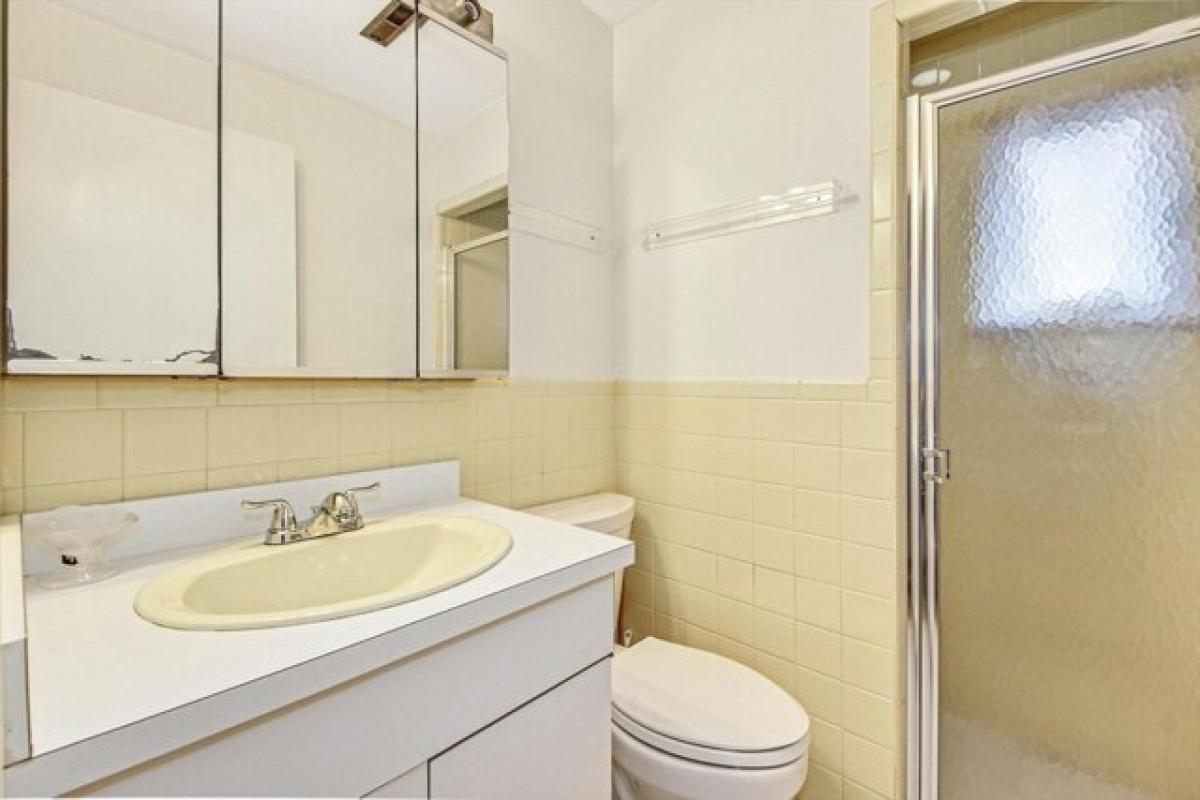 Picture of Home For Sale in Brookline, Massachusetts, United States