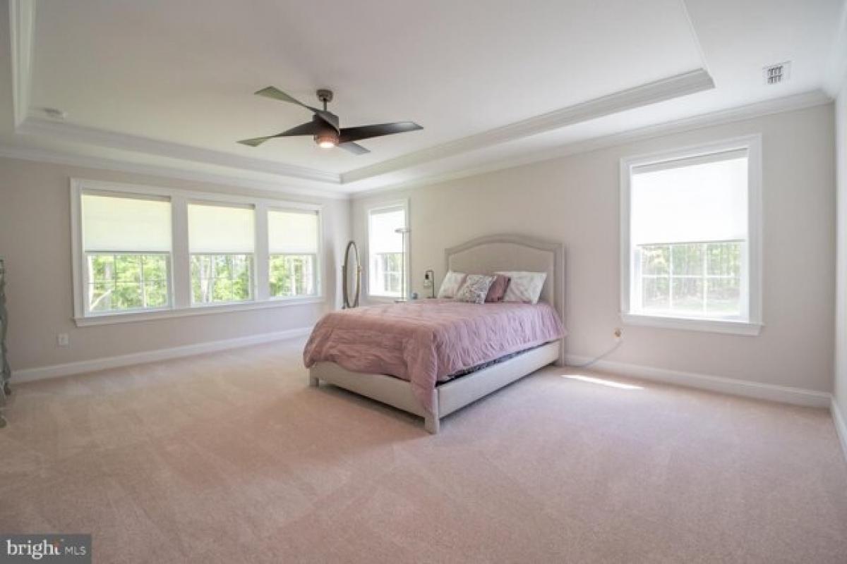 Picture of Home For Sale in Monroe Township, New Jersey, United States