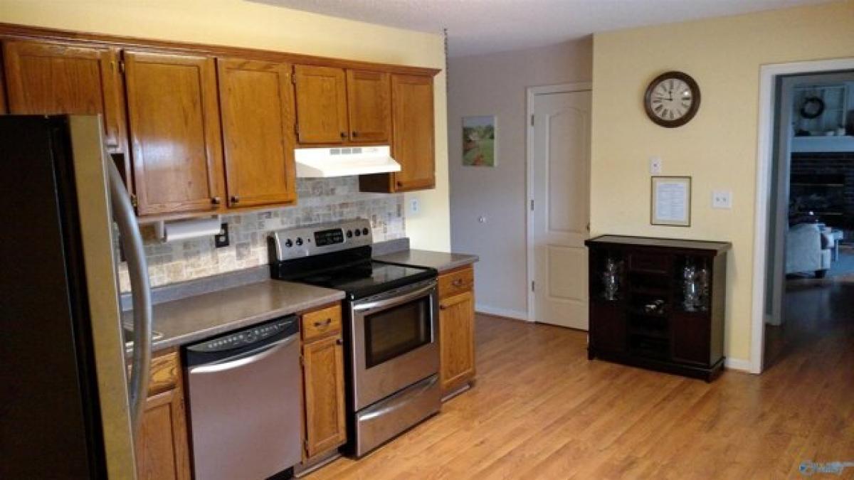 Picture of Home For Rent in Owens Cross Roads, Alabama, United States