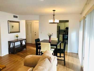 Home For Rent in Royal Palm Beach, Florida