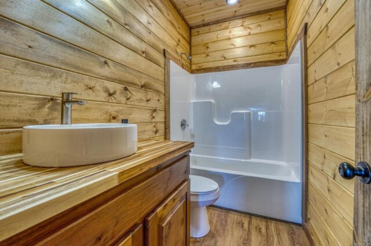 Picture of Home For Sale in Clarksville, Arkansas, United States