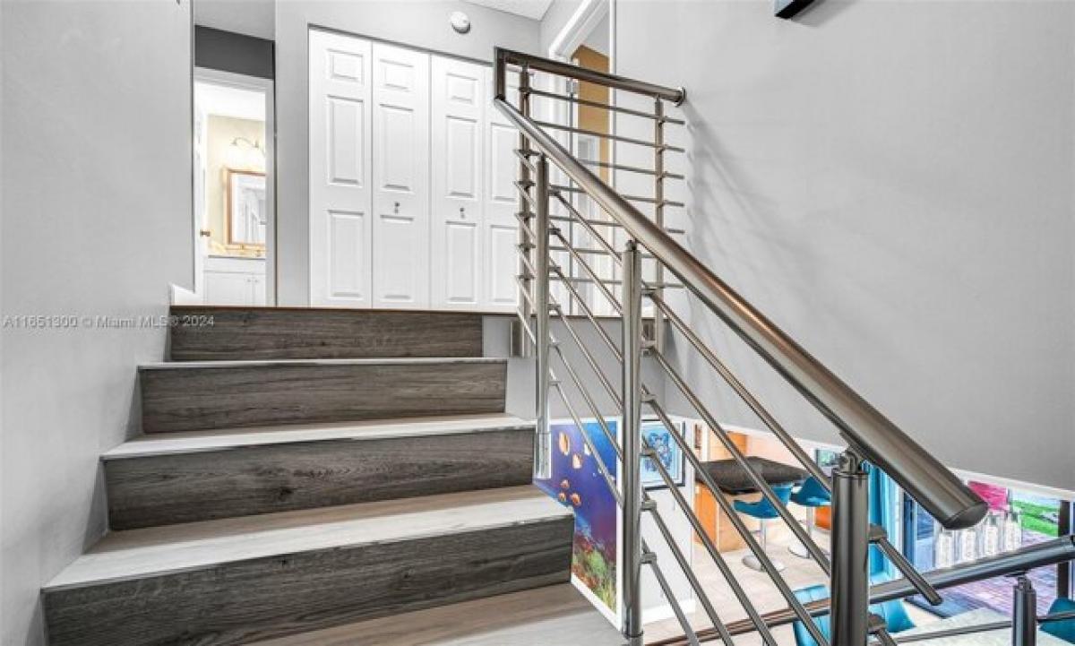 Picture of Home For Sale in Plantation, Florida, United States