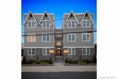 Apartment For Rent in Woodmere, New York