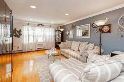 Home For Rent in Secaucus, New Jersey