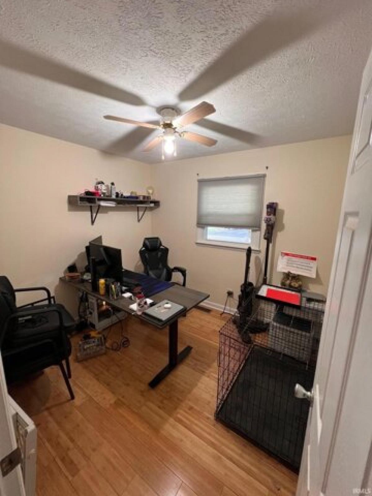 Picture of Home For Sale in Ellettsville, Indiana, United States