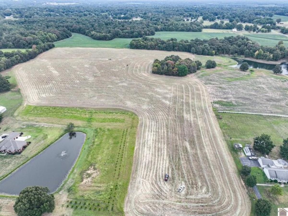 Picture of Residential Land For Sale in Paducah, Kentucky, United States