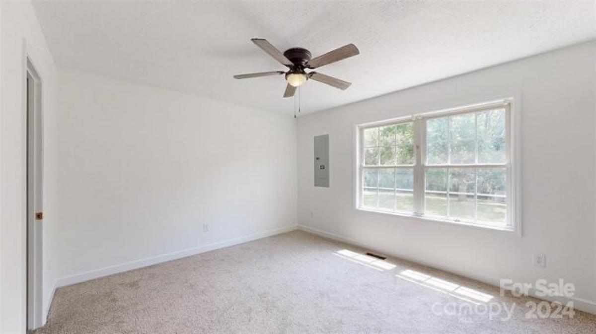 Picture of Home For Sale in Pageland, South Carolina, United States