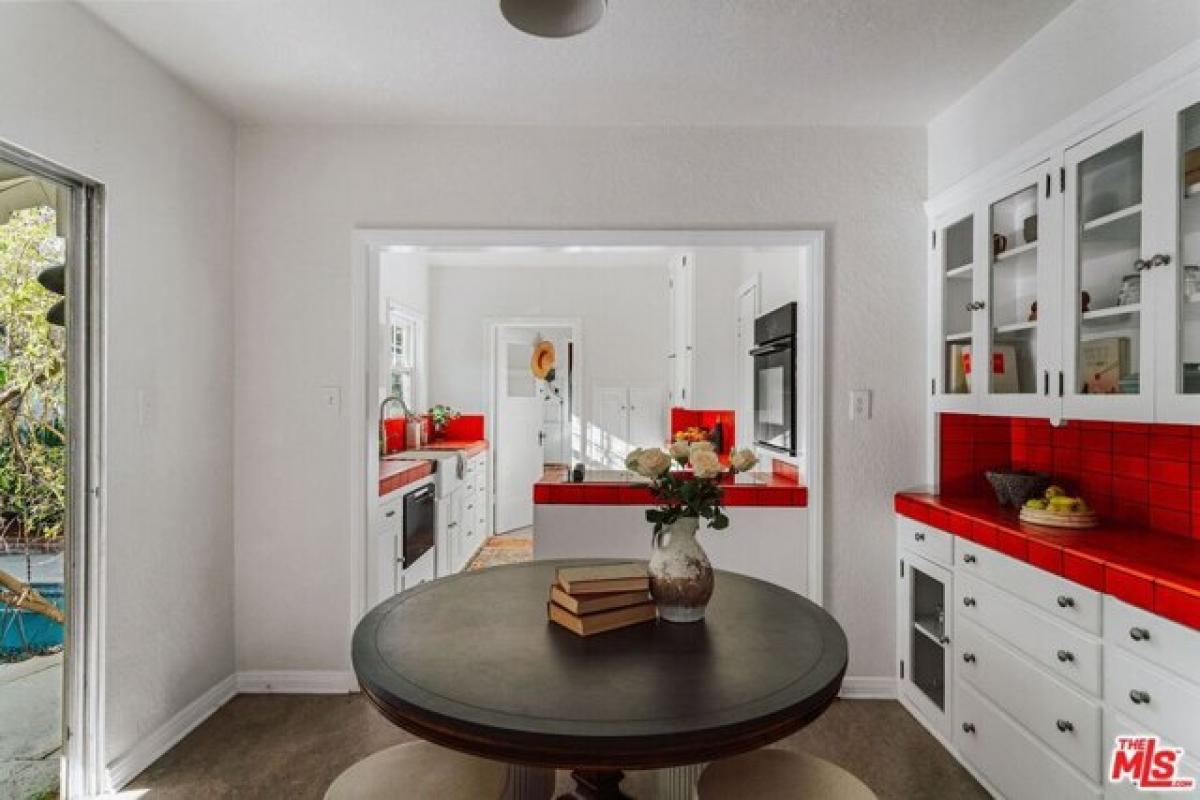 Picture of Home For Sale in Glendale, California, United States