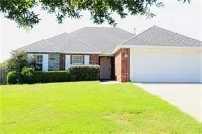 Home For Rent in Springdale, Arkansas