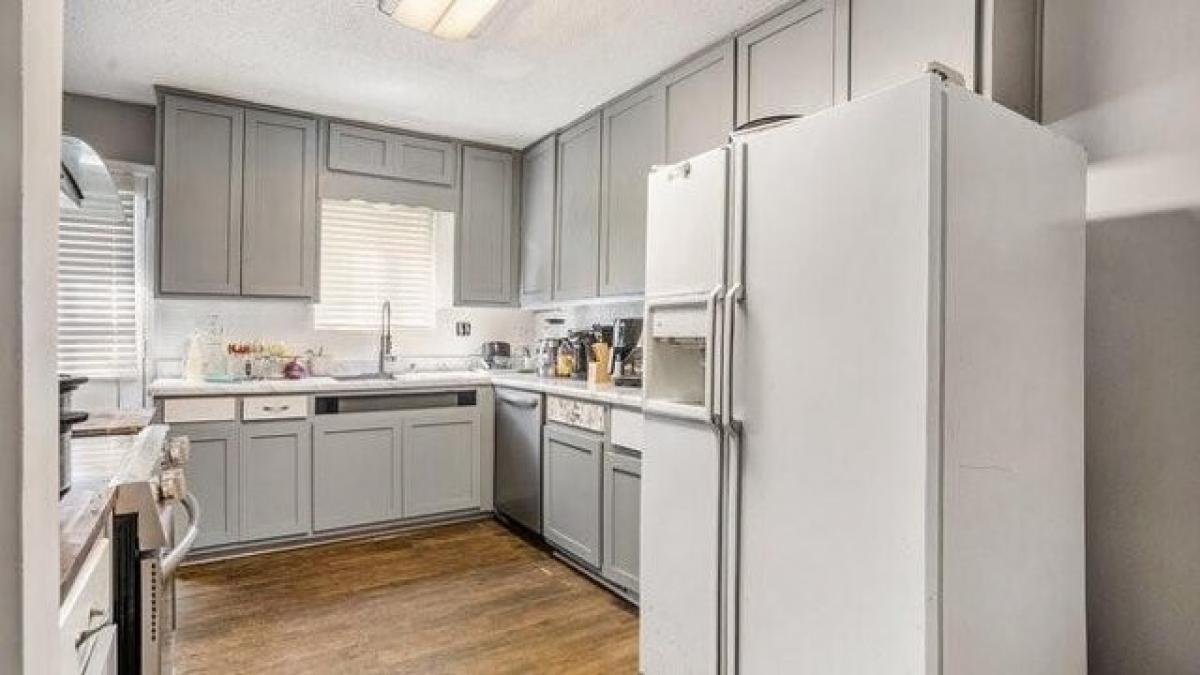 Picture of Home For Sale in Ellenwood, Georgia, United States