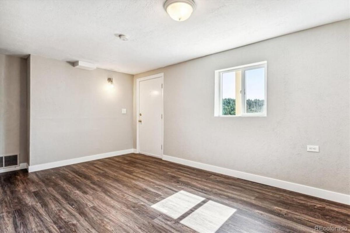 Picture of Home For Sale in Conifer, Colorado, United States