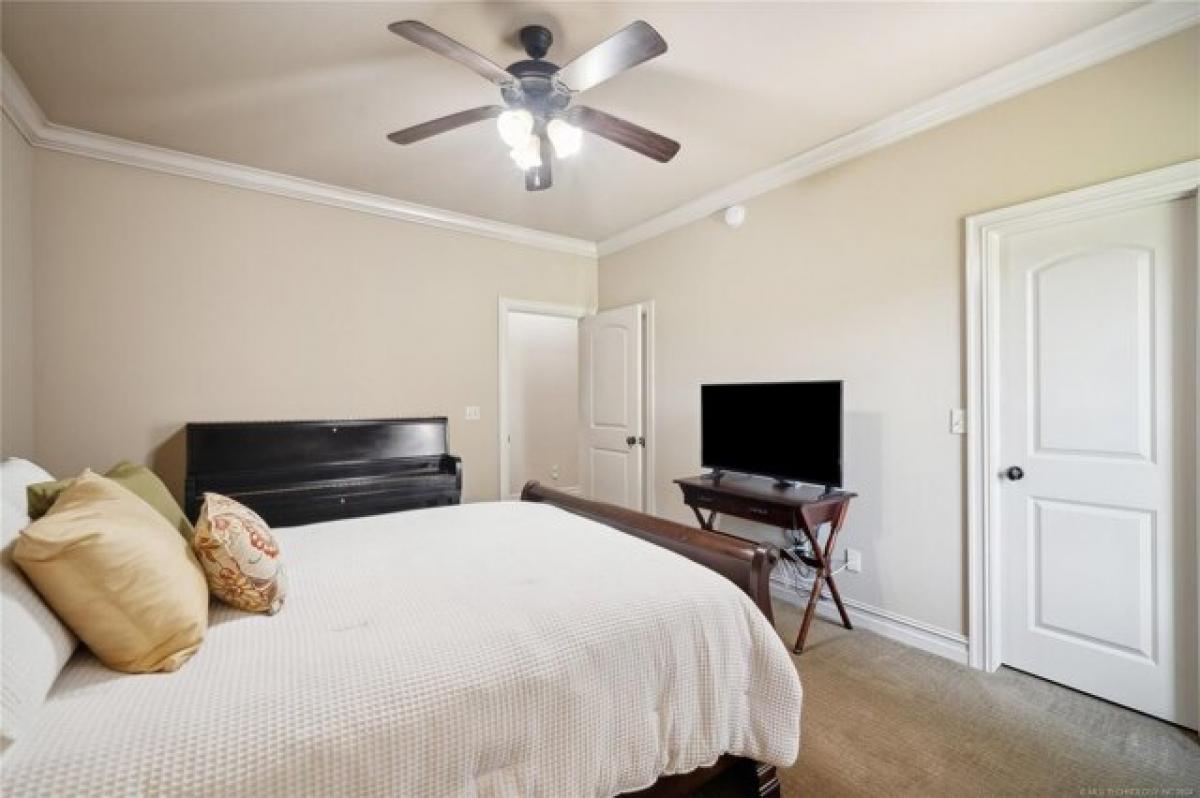 Picture of Home For Sale in Owasso, Oklahoma, United States