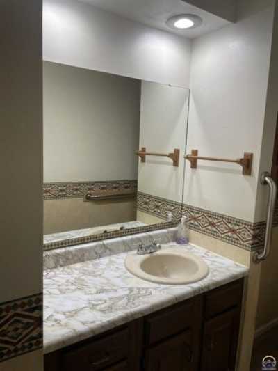 Home For Sale in Baldwin City, Kansas