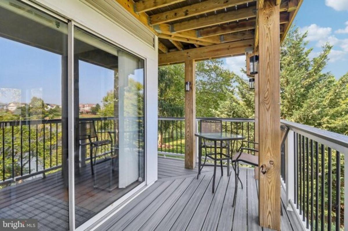 Picture of Home For Sale in Ashburn, Virginia, United States