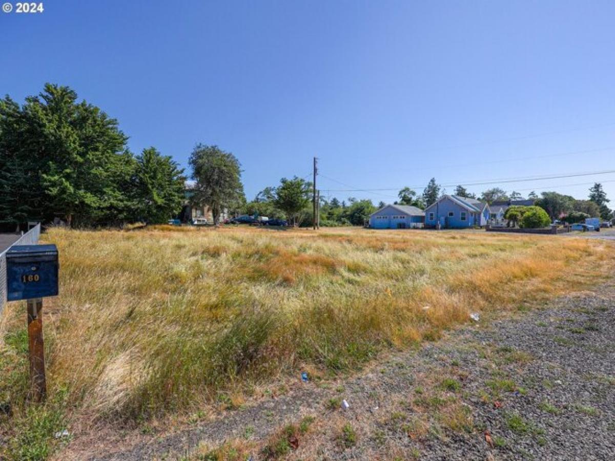 Picture of Residential Land For Rent in Warrenton, Oregon, United States