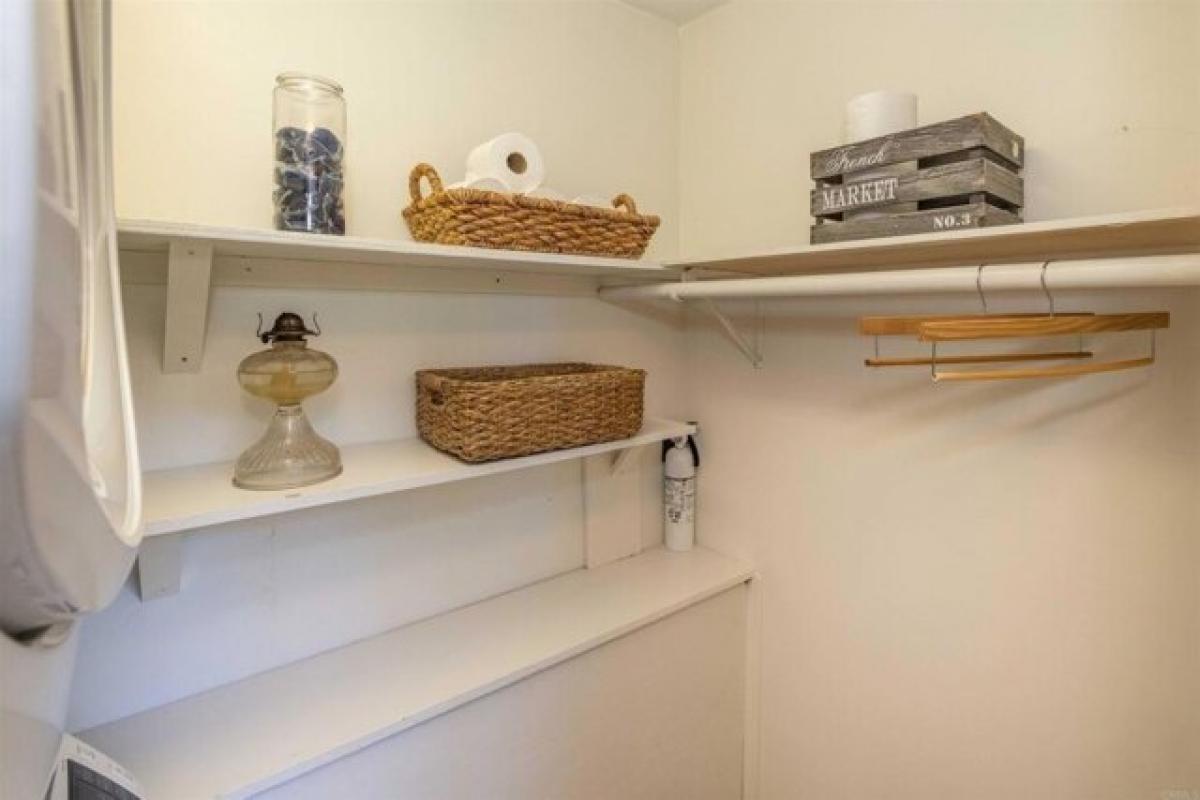 Picture of Home For Sale in Green Valley Lake, California, United States