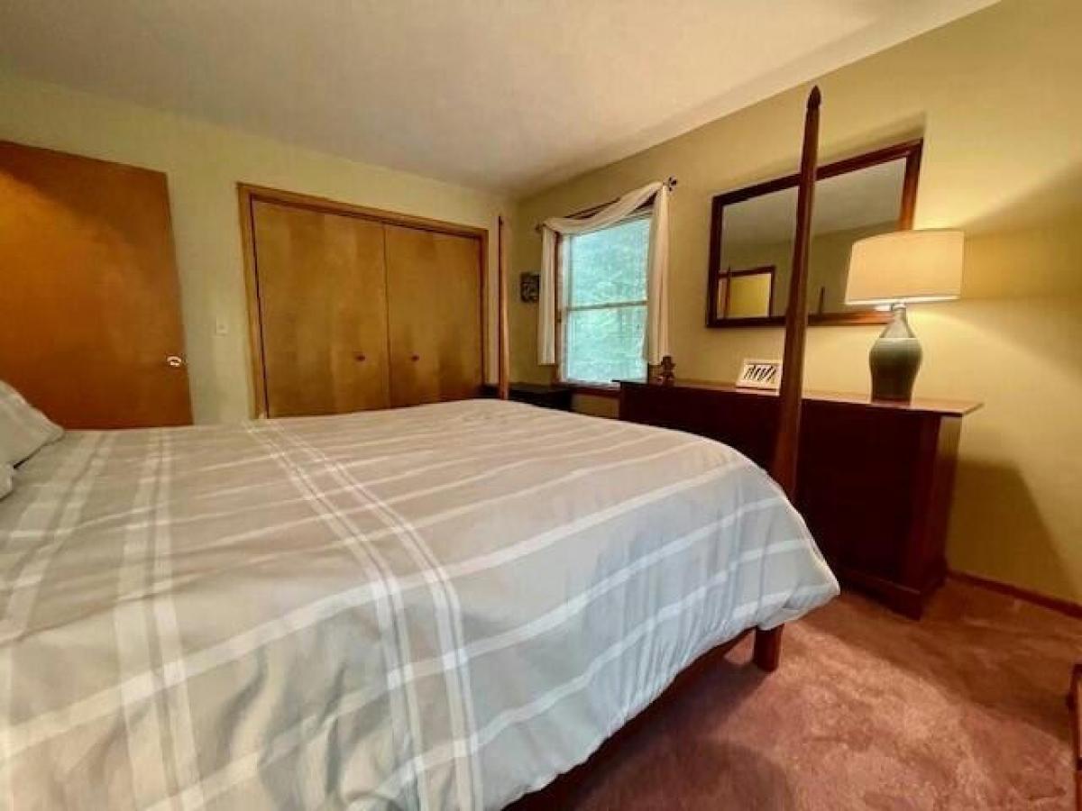 Picture of Home For Sale in Roscommon, Michigan, United States