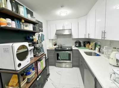 Home For Rent in Woodside, New York