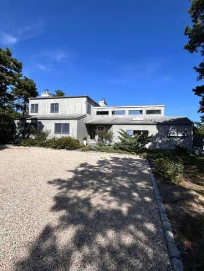 Home For Sale in Amagansett, New York