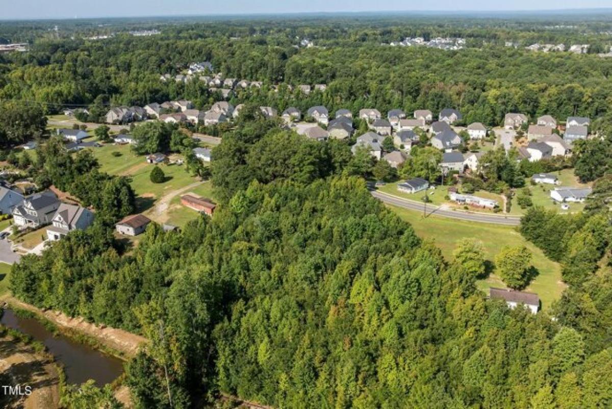 Picture of Residential Land For Sale in Apex, North Carolina, United States