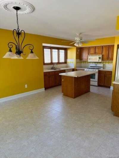 Home For Rent in Shelby Township, Michigan