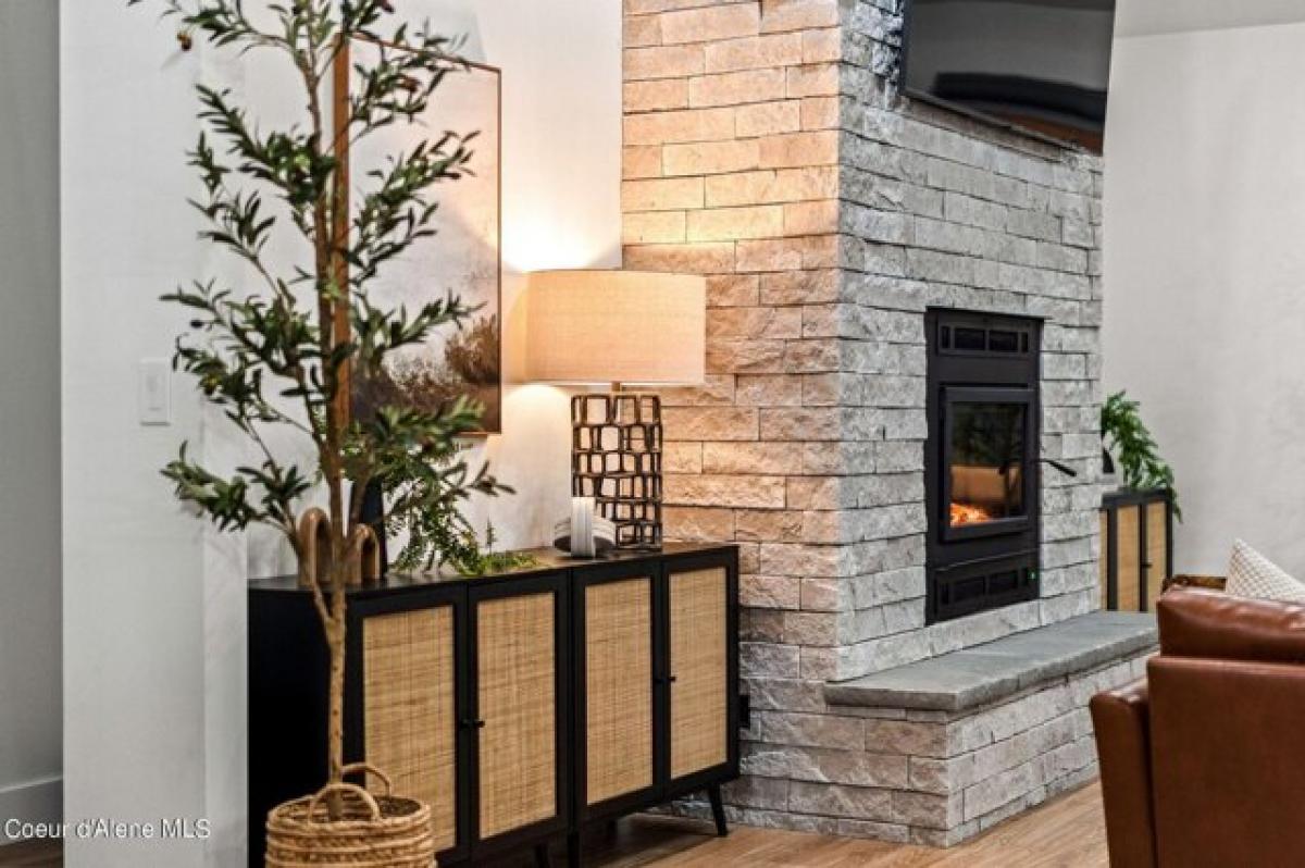 Picture of Home For Sale in Cocolalla, Idaho, United States