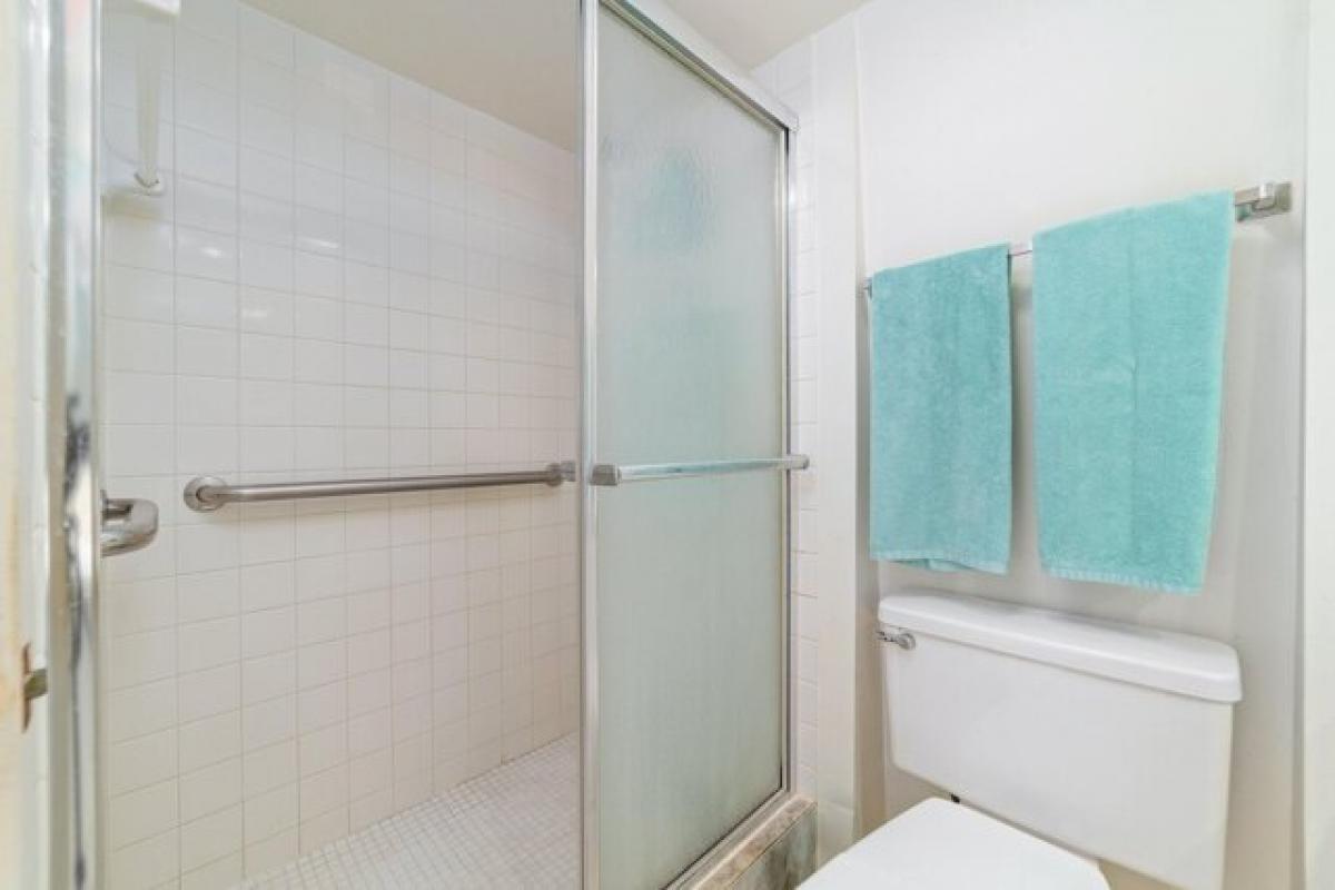 Picture of Home For Sale in Tequesta, Florida, United States