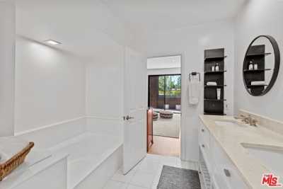 Home For Rent in Marina del Rey, California