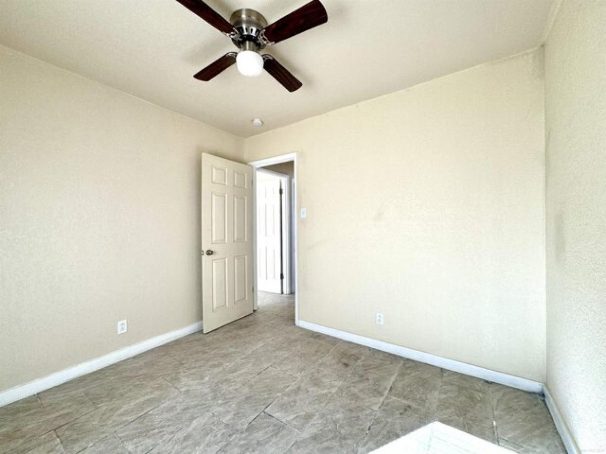 Picture of Home For Sale in Herlong, California, United States