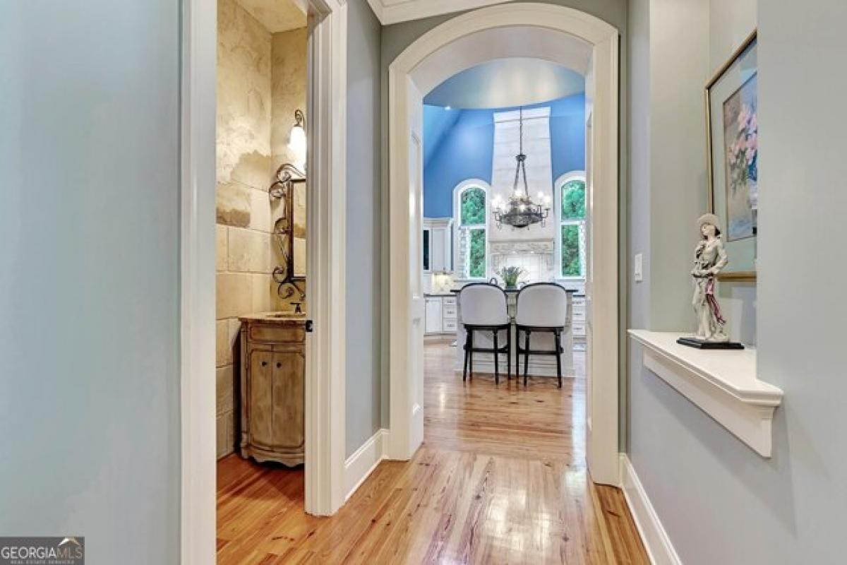 Picture of Home For Sale in Tyrone, Georgia, United States