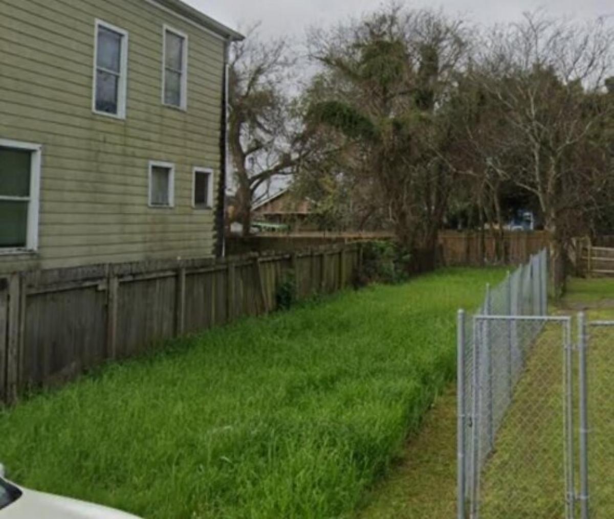 Picture of Residential Land For Sale in New Orleans, Louisiana, United States