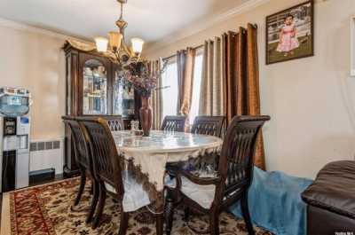 Home For Sale in Valley Stream, New York