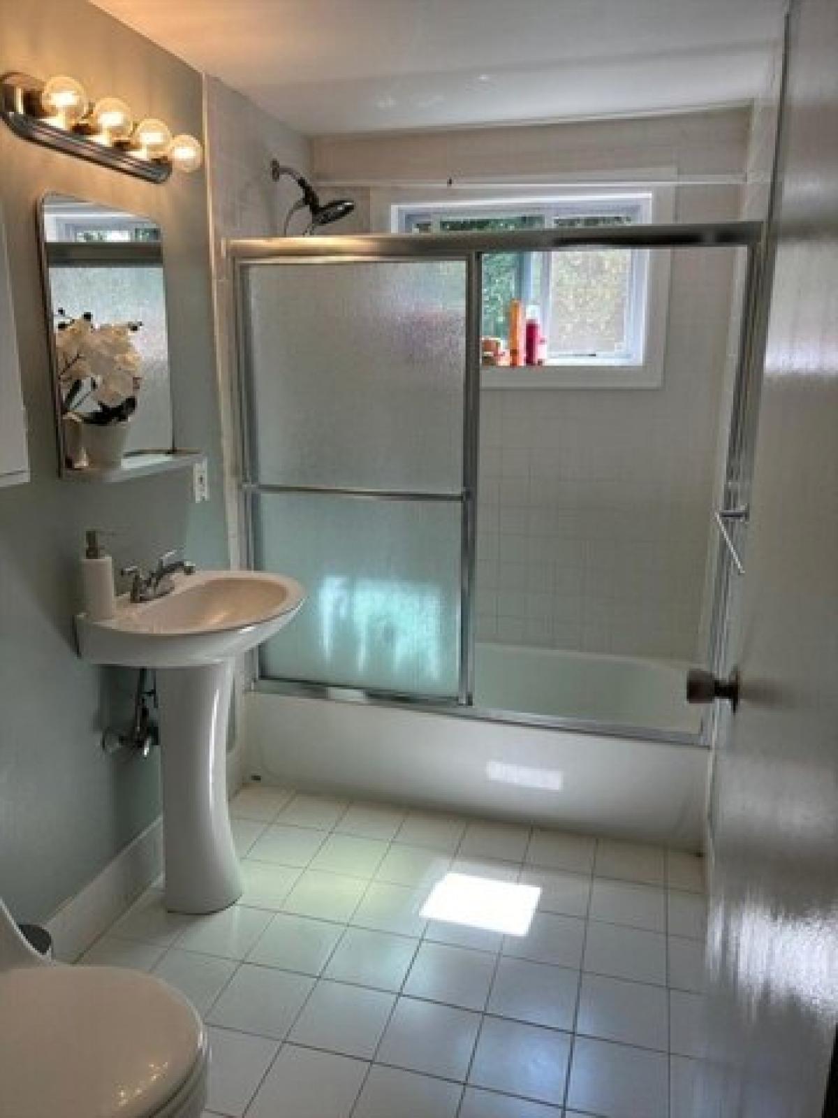 Picture of Home For Rent in Woburn, Massachusetts, United States