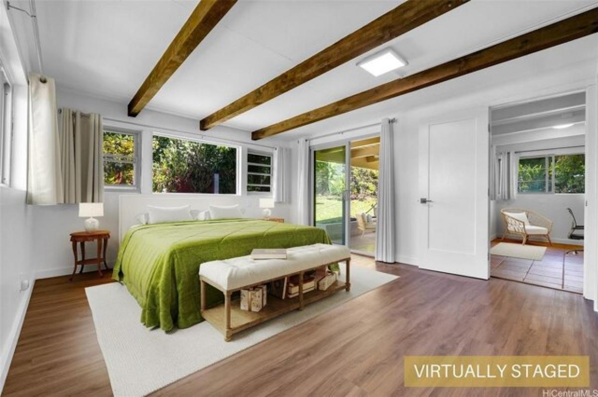 Picture of Home For Sale in Aiea, Hawaii, United States