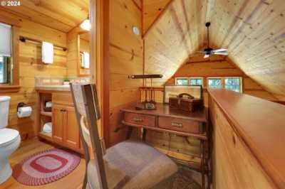 Home For Sale in McKenzie Bridge, Oregon