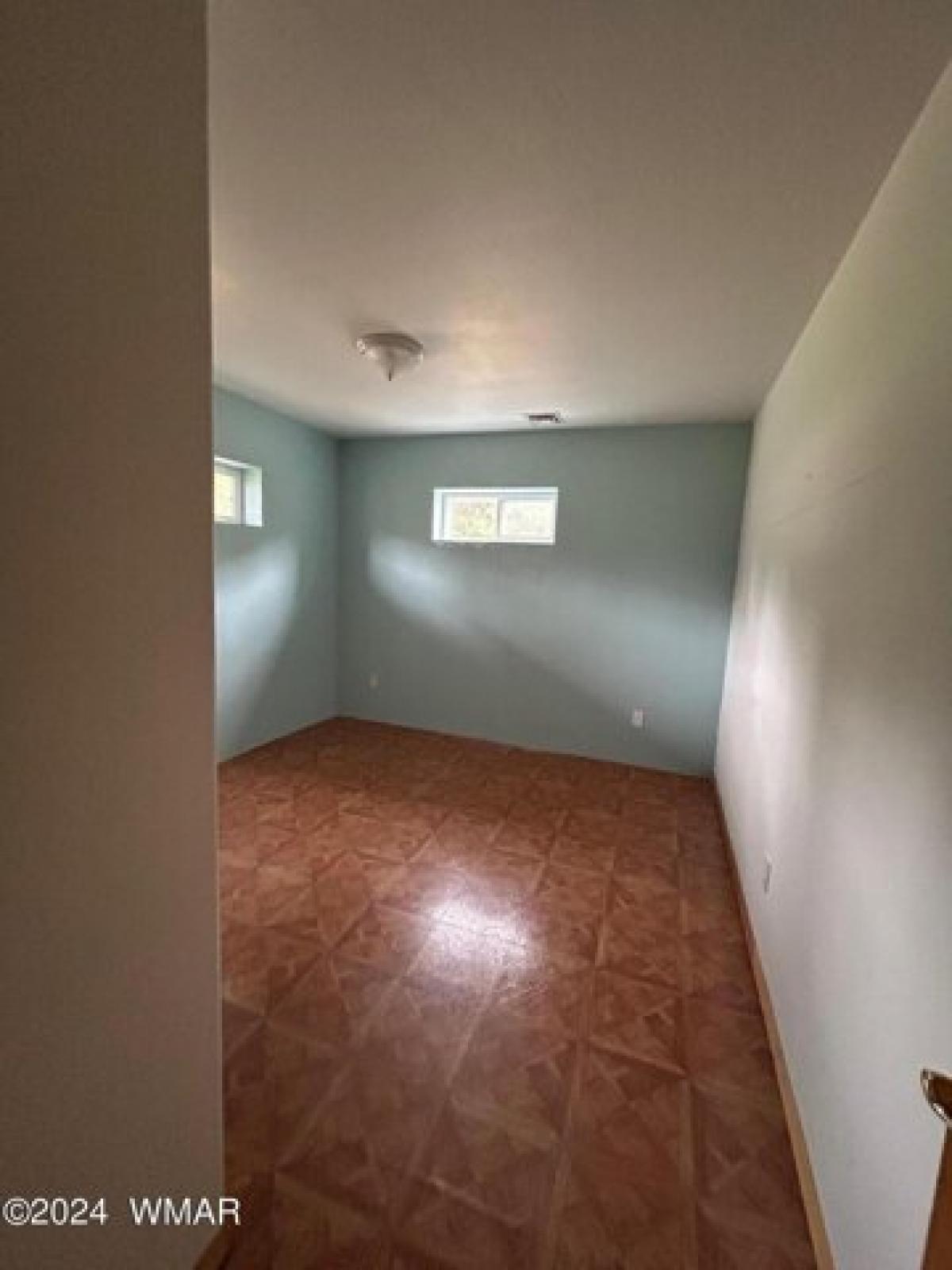 Picture of Home For Sale in Vernon, Arizona, United States