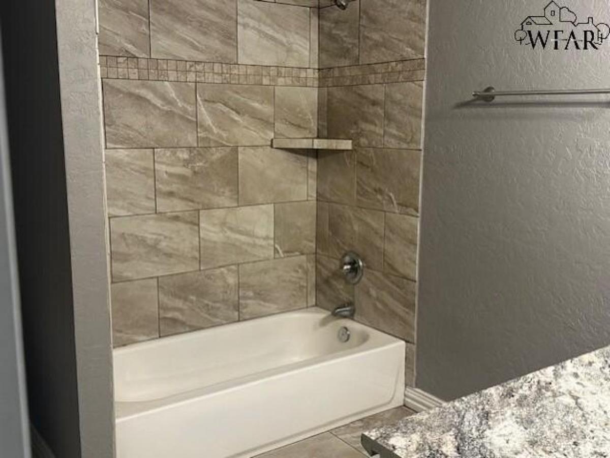 Picture of Home For Sale in Wichita Falls, Texas, United States