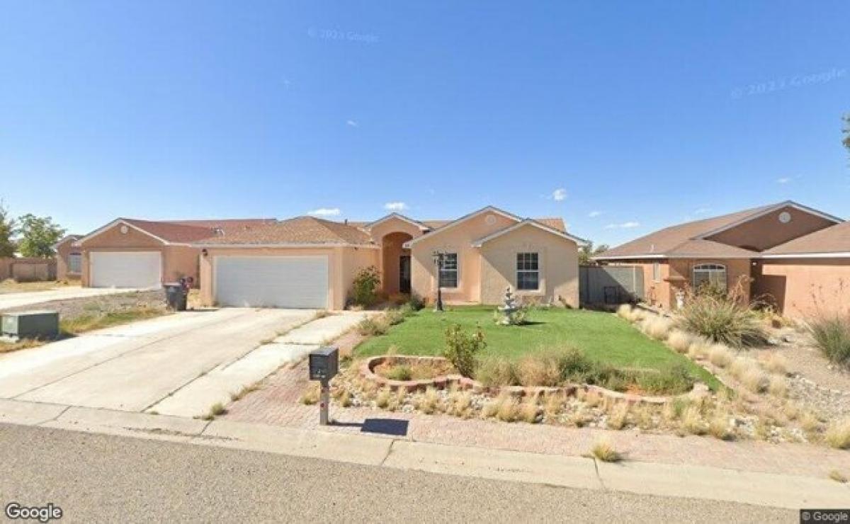 Picture of Home For Sale in Los Lunas, New Mexico, United States