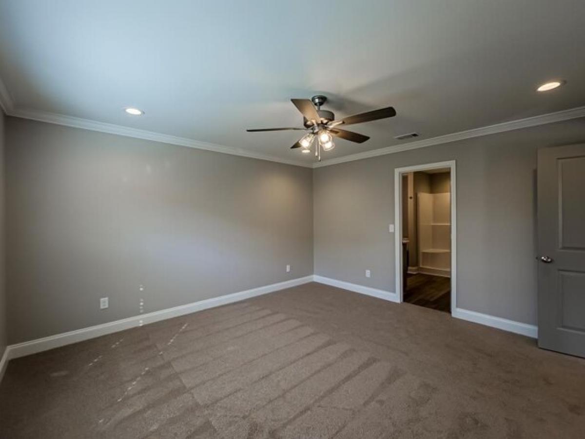 Picture of Home For Sale in Tifton, Georgia, United States