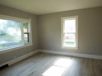 Home For Sale in Janesville, Wisconsin