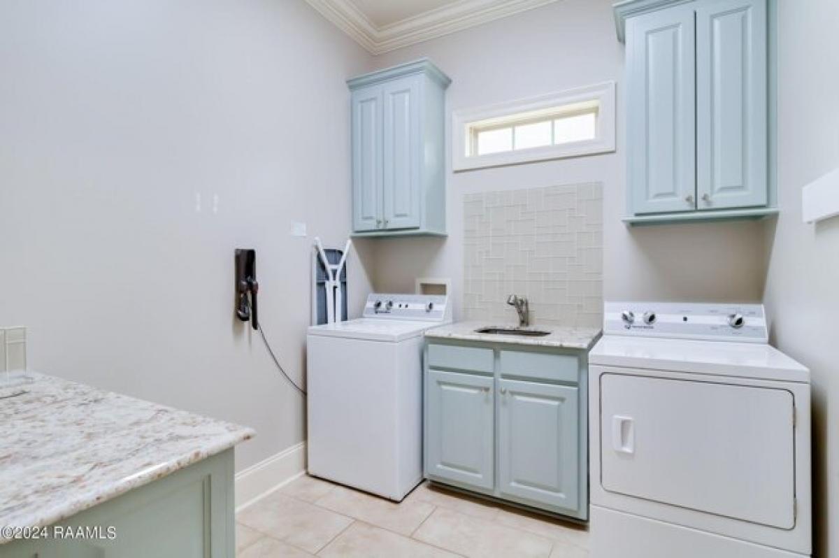 Picture of Home For Sale in Broussard, Louisiana, United States