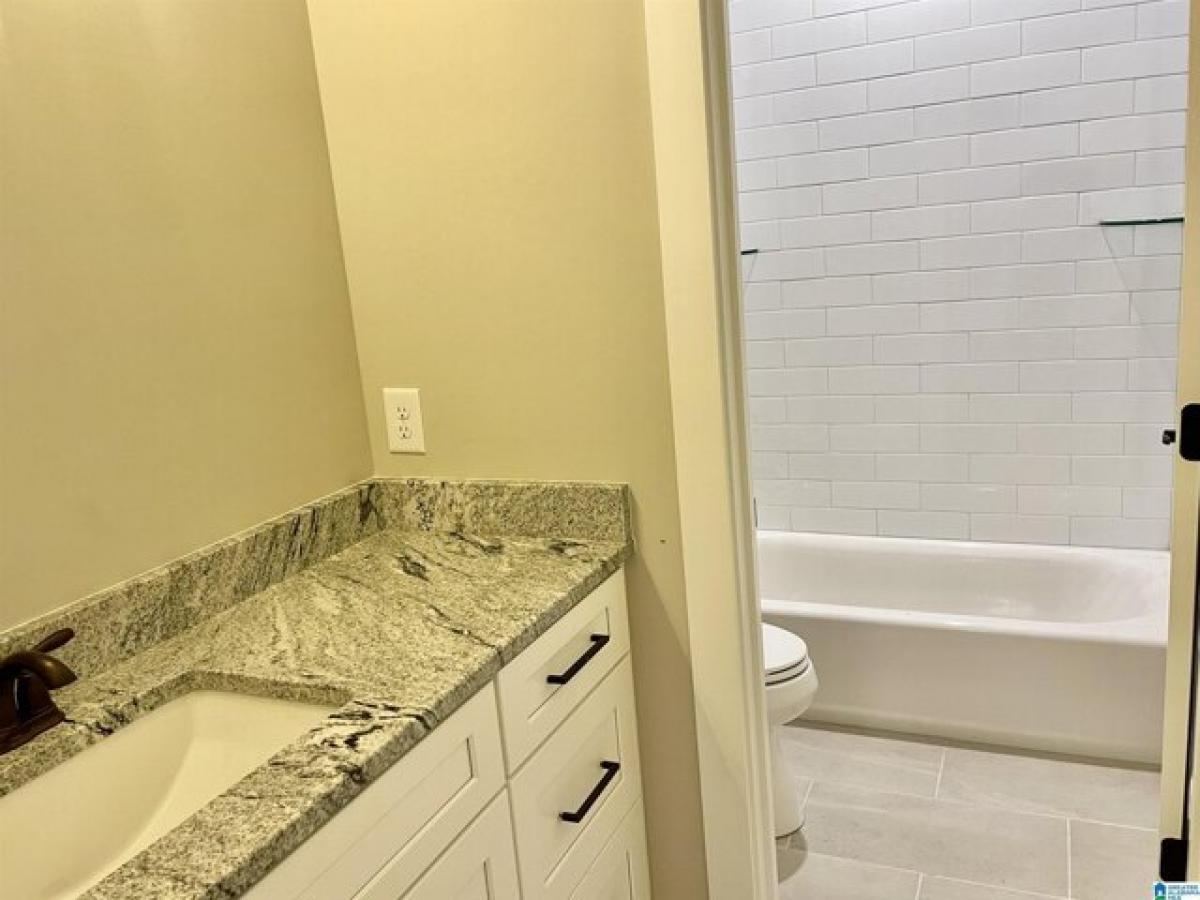 Picture of Home For Sale in Pell City, Alabama, United States